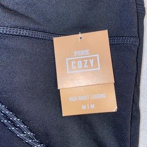 New Victoria’s Secret pink cozy leggings